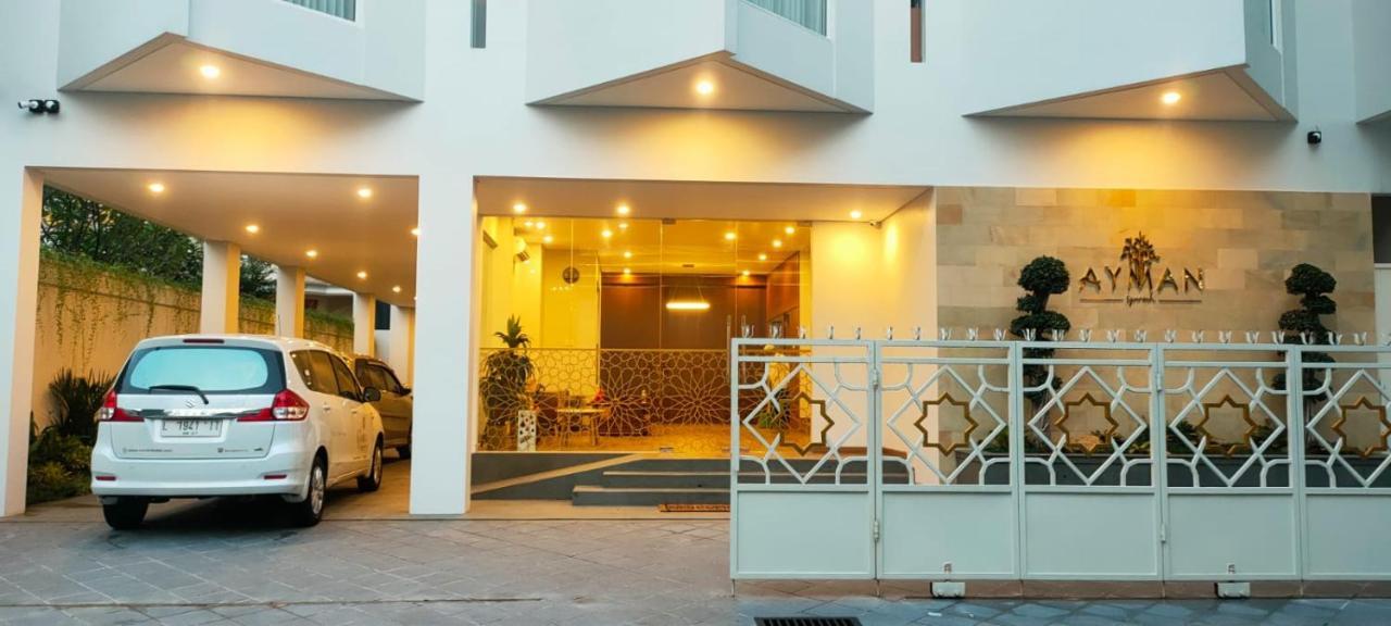 Ayman Syariah Hotel Surabaya Bagian luar foto